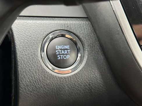 Used 2023 Toyota Camry LE w/ Convenience Package image 21