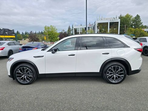 Certified 2025 MAZDA CX-70 Plug-In Hybrid w/ Premium Plus AWD/4WD image 8