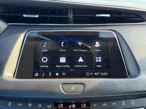Used 2021 Cadillac XT4 Luxury w/ Cold Weather Package AWD/4WD image 28