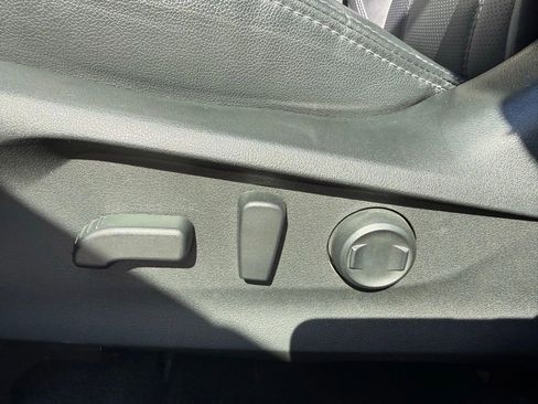 Certified 2024 Subaru Forester Limited AWD/4WD image 22