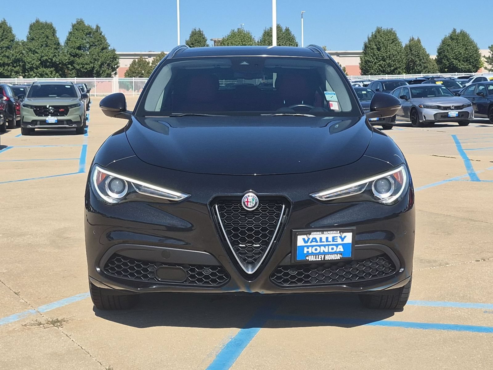 Used 2021 Alfa Romeo Stelvio Ti w/ Active Assist 2 Package TI AWD/4WD image 3