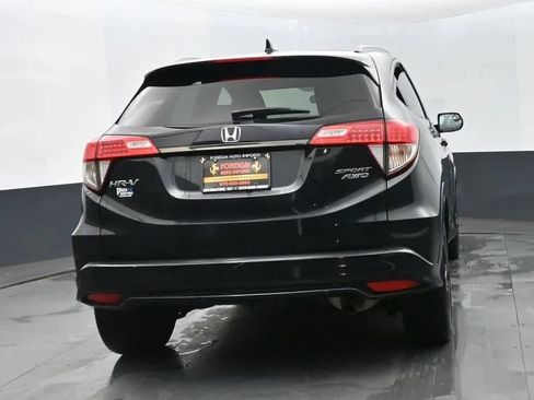 Used 2022 Honda HR-V Sport image 8