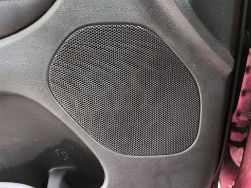 Certified 2021 Jeep Grand Cherokee Laredo X image 31