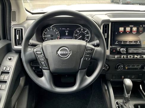 New 2026 Nissan Frontier SV w/ Tow Package image 17