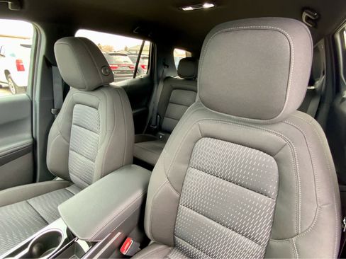 New 2026 Chevrolet Equinox LT w/ Safety and Technology Package AWD/4WD image 27