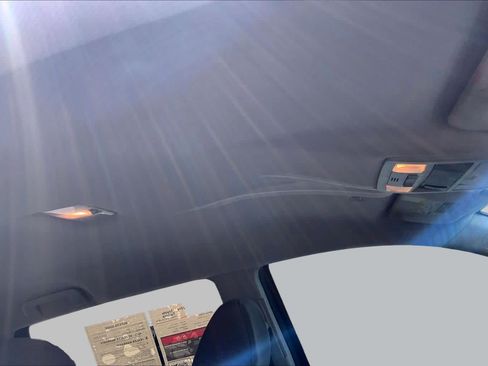Used 2019 Toyota Tacoma SR5 RWD image 14