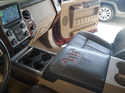 Used 2015 Ford F250 King Ranch w/ FX4 Off-Road Package AWD/4WD image 21