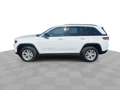 Used 2023 Jeep Grand Cherokee Limited image 6
