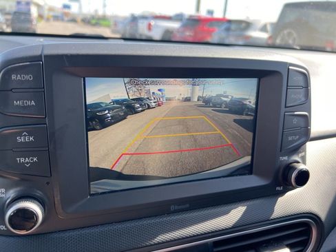 Used 2021 Hyundai Kona SE AWD/4WD image 13