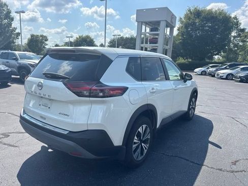 Used 2022 Nissan Rogue SV AWD/4WD image 4