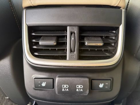 Used 2021 Subaru Outback Limited AWD/4WD image 24