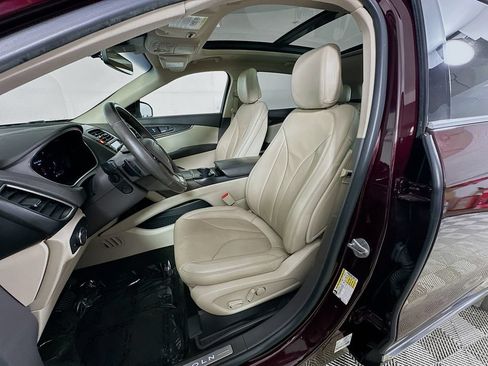Used 2020 Lincoln Nautilus Reserve FWD image 24