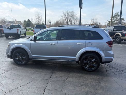 Used 2018 Dodge Journey Crossroad w/ Nav & Sun Group AWD/4WD image 10