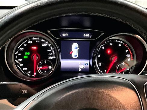 Used 2018 Mercedes-Benz CLA 250 4MATIC image 25