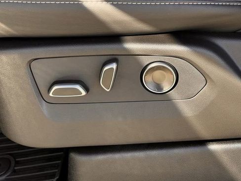 Certified 2026 Cadillac Escalade Sport w/ LPO, ONYX Package image 25