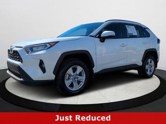 Used 2021 Toyota RAV4 XLE video 1