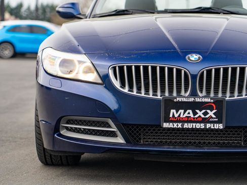 Used 2011 BMW Z4 sDrive35i image 9
