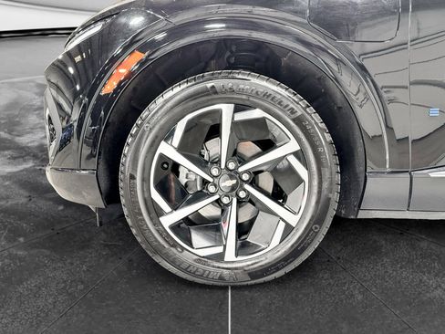 Used 2025 Chevrolet Equinox EV LT image 28