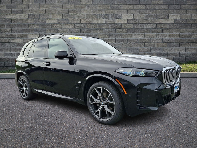 Used 2024 BMW X5 xDrive40i w/ M Sport Package AWD/4WD image 1