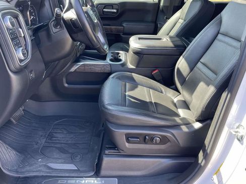 Used 2020 GMC Sierra 1500 Denali w/ Denali Ultimate Package AWD/4WD image 12