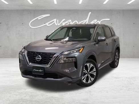 Used 2023 Nissan Rogue SV image 1