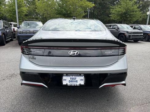 Certified 2024 Hyundai Sonata SEL w/ Convenience Package FWD image 6