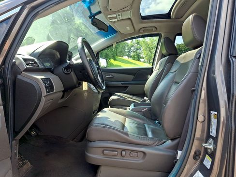Used 2012 Honda Odyssey EX-L image 11