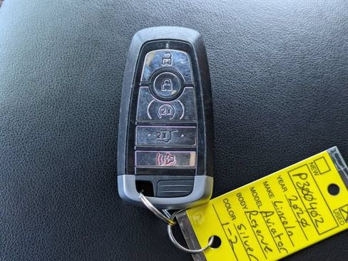 Used 2020 Lincoln Aviator Reserve w/ Equipment Group 201A AWD/4WD image 38