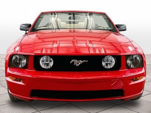 Used 2005 Ford Mustang GT Premium RWD image 3