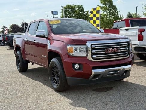 Used 2018 GMC Canyon SLT w/ Driver Alert Package AWD/4WD image 4