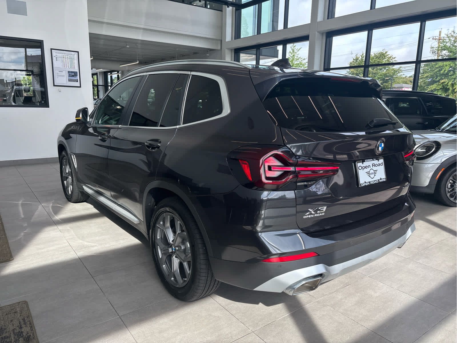 Used 2023 BMW X3 xDrive30i w/ Premium Package AWD/4WD image 7