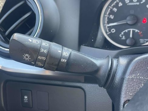 Used 2023 Toyota Tacoma SR5 RWD image 23