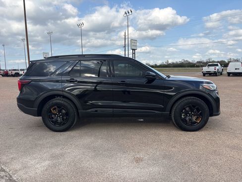 Used 2026 Ford Explorer Tremor w/ Tremor Convenience Package image 7