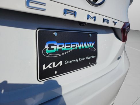 Used 2024 Toyota Camry SE image 35