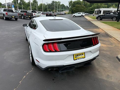 Used 2022 Ford Mustang GT Premium w/ GT Performance Package RWD image 4