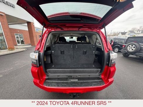 Used 2024 Toyota 4Runner SR5 image 28