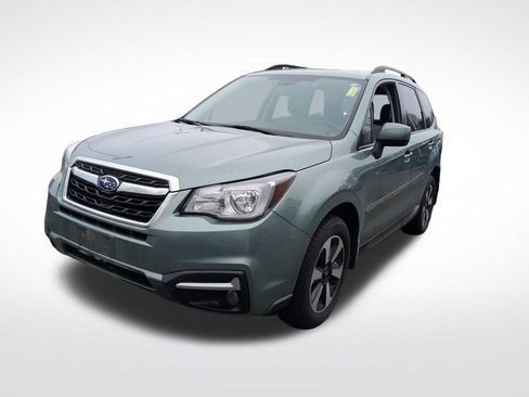 Used 2018 Subaru Forester 2.5i Premium image 3
