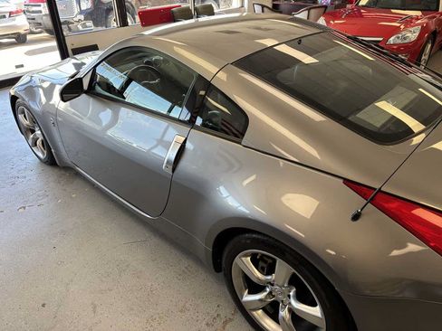 Used 2008 Nissan 350Z Enthusiast w/ Cargo Convenience Pkg RWD image 10