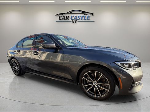 Used 2021 BMW 330i xDrive Sedan w/ Convenience Package image 5
