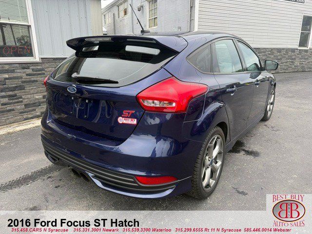 Used 2016 Ford Focus ST FWD image 7