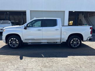 Used 2025 Chevrolet Silverado 1500 High Country AWD/4WD video 2