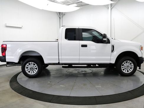 Used 2020 Ford F250 XL w/ Power Equipment Group AWD/4WD image 8