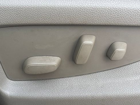 Used 2018 Chevrolet Silverado 1500 LT w/ All Star Edition image 8