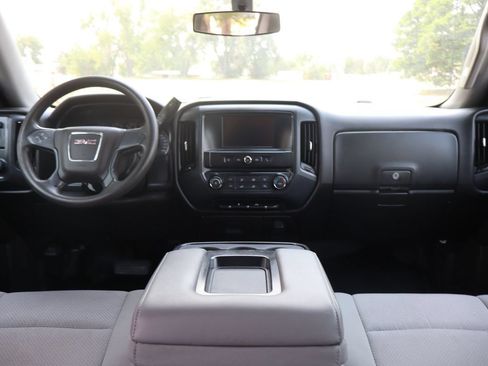 Used 2018 GMC Sierra 1500 4x4 Crew Cab w/ Sierra Convenience Package image 17