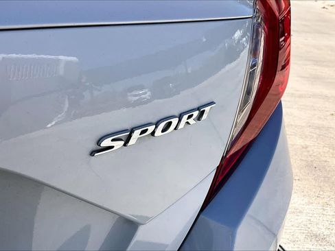 Used 2020 Honda Civic Sport image 10