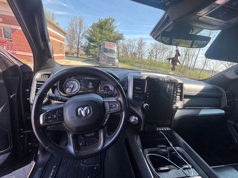 Used 2021 RAM 1500 Limited w/ Body Color Bumper Group image 5