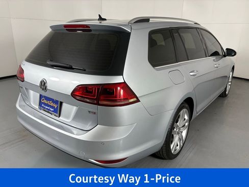 Used 2015 Volkswagen Golf SEL FWD image 11