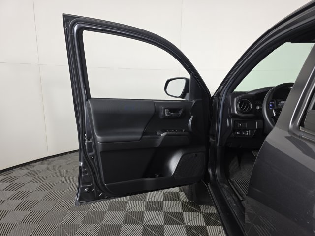 Used 2023 Toyota Tacoma TRD Off-Road w/ TRD Premium Off Road Package AWD/4WD image 24