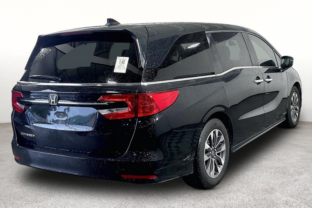 Used 2024 Honda Odyssey EX-L image 2