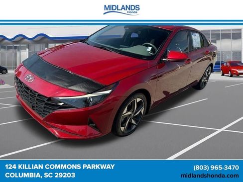 Used 2023 Hyundai Elantra SEL w/ Convenience Package FWD image 3